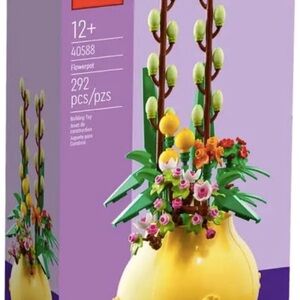 LEGO Vibrant Floral Arrangement - Yellow and Green